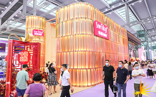 在深圳展台设计布局中，怎么做到无缝衔接功能区？