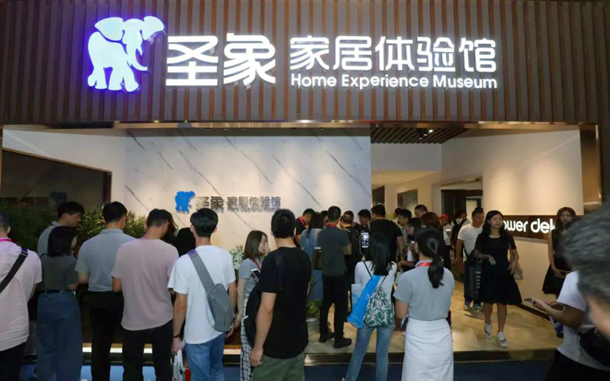 在深圳展台布置中，借助人流图优化客户体验