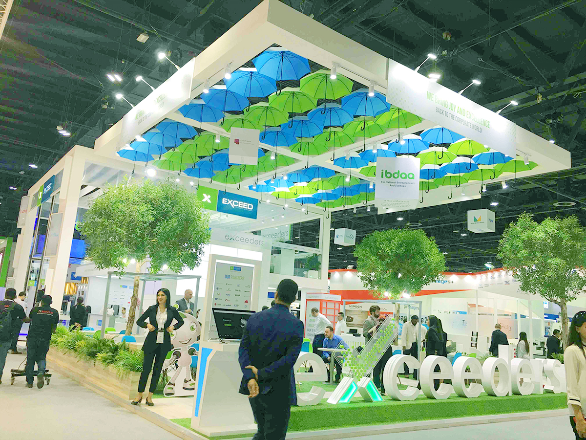 在深圳展览会设计制作中，解码行业视觉符号