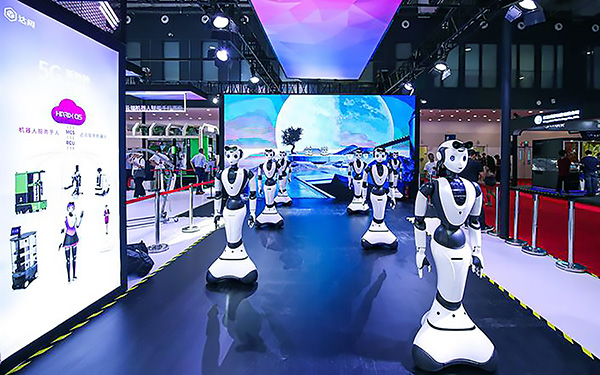 深圳展位设计如何营造温馨氛围？4个灯光布置技巧