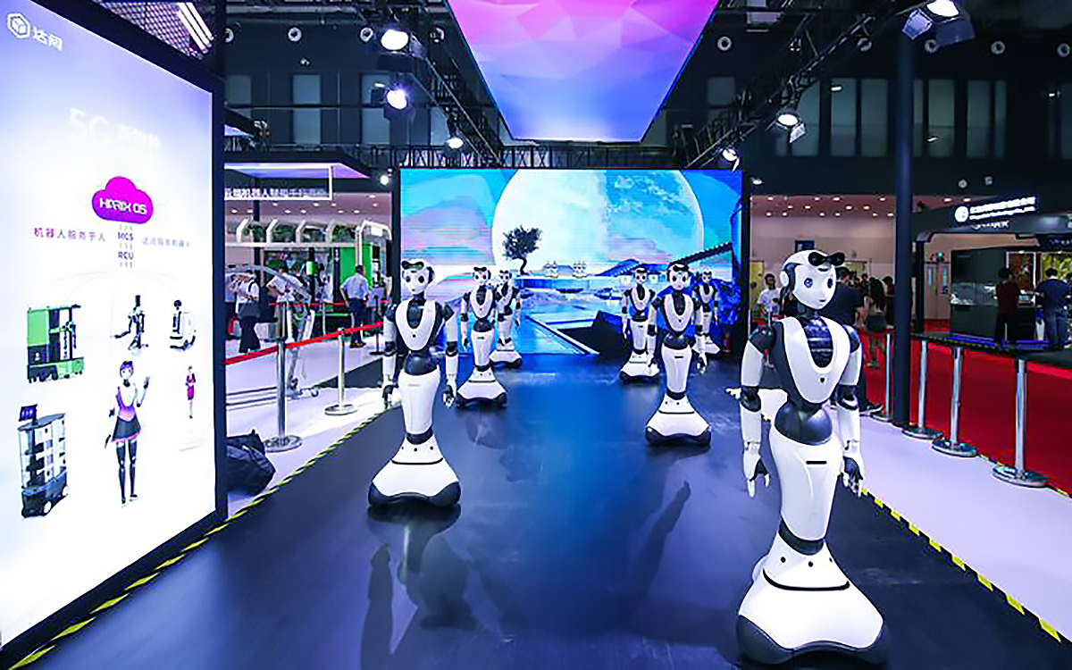 深圳展位设计营造温馨氛围的4个灯光布置技巧