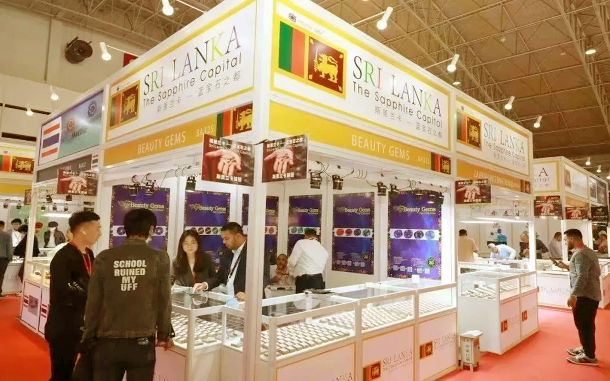 深圳展位搭建商利用软装提升洽谈区私密氛围