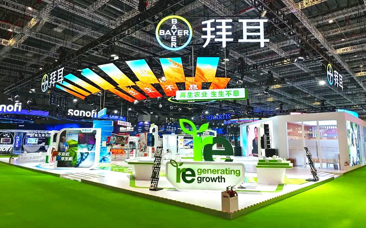 在深圳展览设计中，用视觉引导优化客户动线
